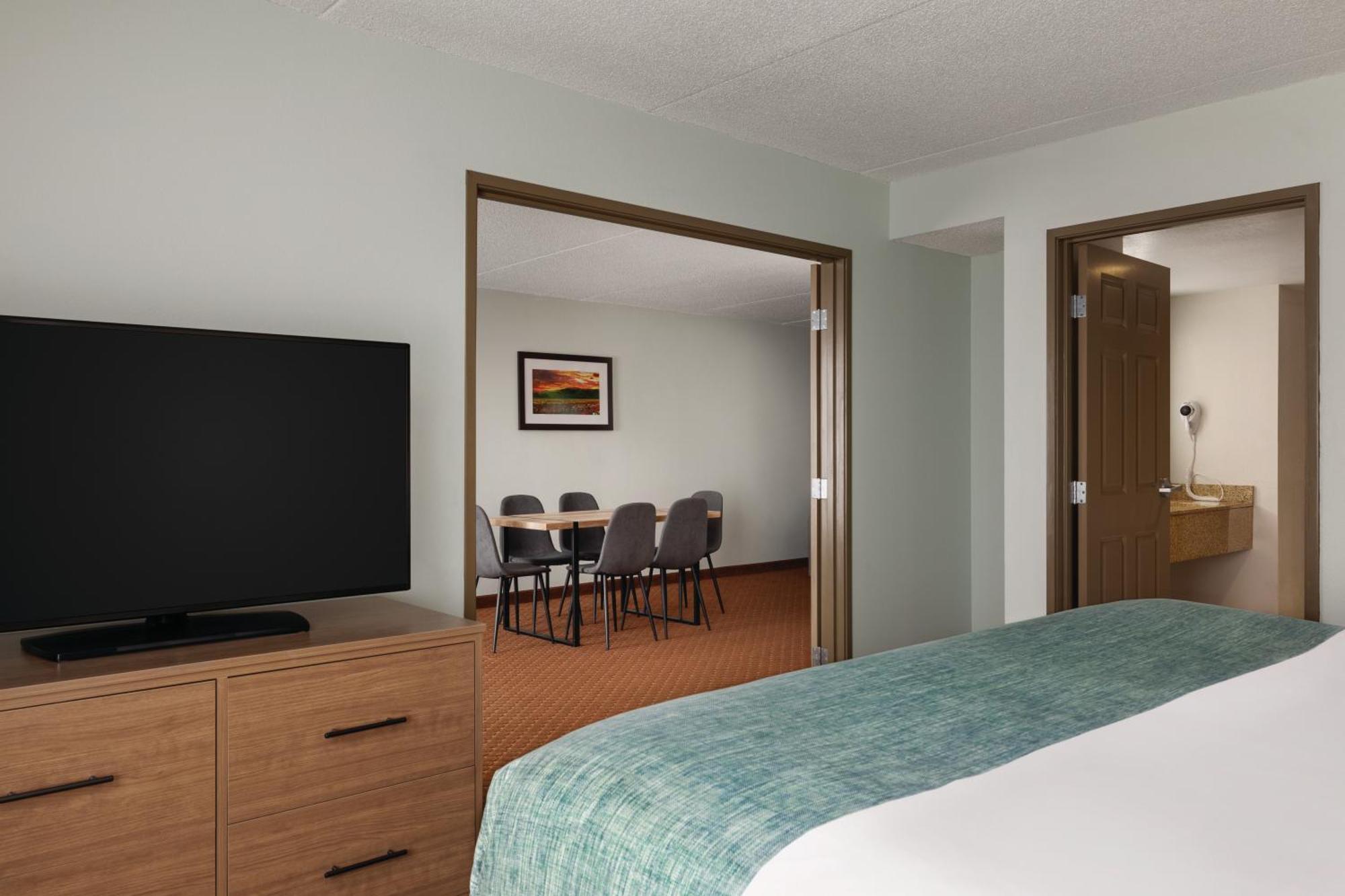 Wingate By Wyndham Louisville East Bagian luar foto